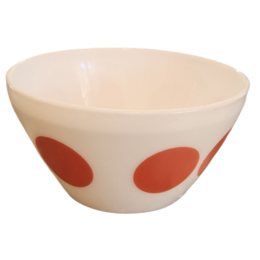 Pyrex Vintage Charm White and Red Polka Dot Bowl 0.7L / 3 C EUC